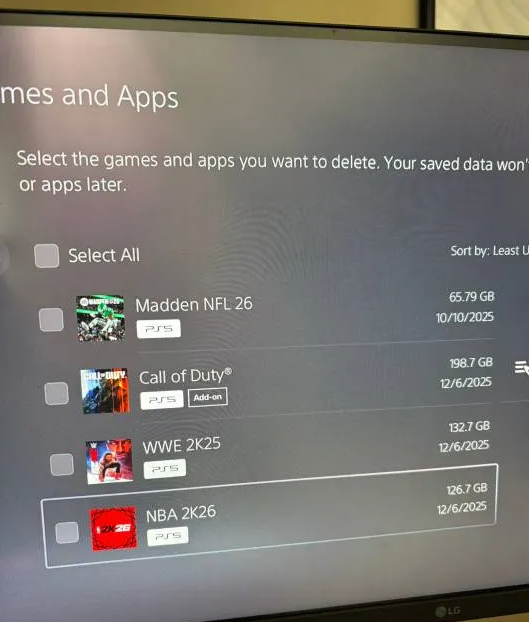 💾硬盘噩梦来袭：500GB只能装4个游戏！玩家集体声讨3A大作的“空间霸凌”