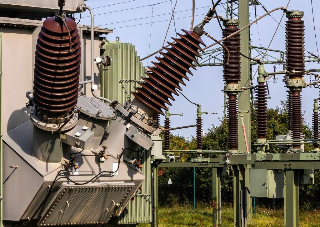 5亿美元订单加身、老技术焕发第二春：Ayr Energy 靠“铁芯”变压器在 AI 浪潮中掘金